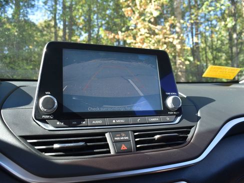 Used 2020 Nissan Altima 2.5 S image 12