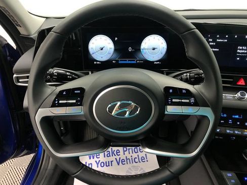 Used 2023 Hyundai Elantra SEL w/ Convenience Package FWD image 27