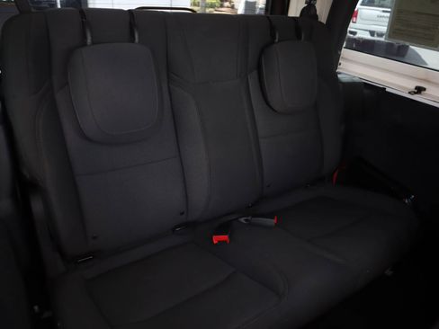 Used 2022 Jeep Wrangler Sport image 27