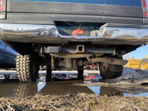 Used 1998 Dodge Ram 2500 Truck 2WD Quad Cab image 19