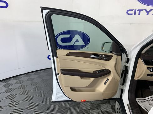 Used 2017 Mercedes-Benz GLS 450 4MATIC image 14