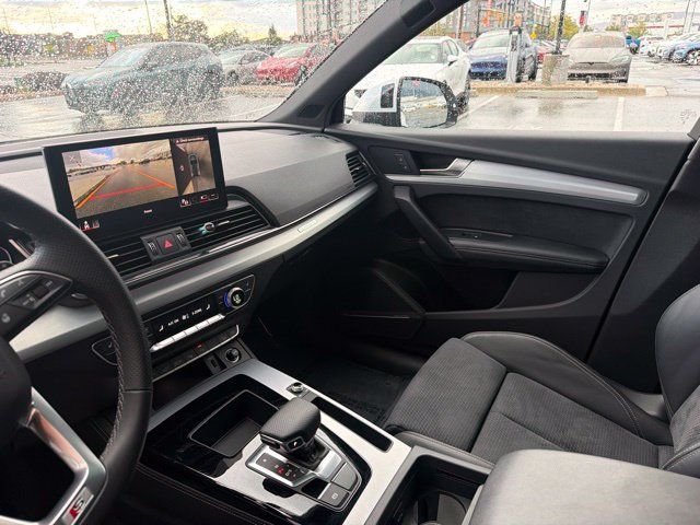 Used 2023 Audi Q5 e Prestige AWD/4WD image 23
