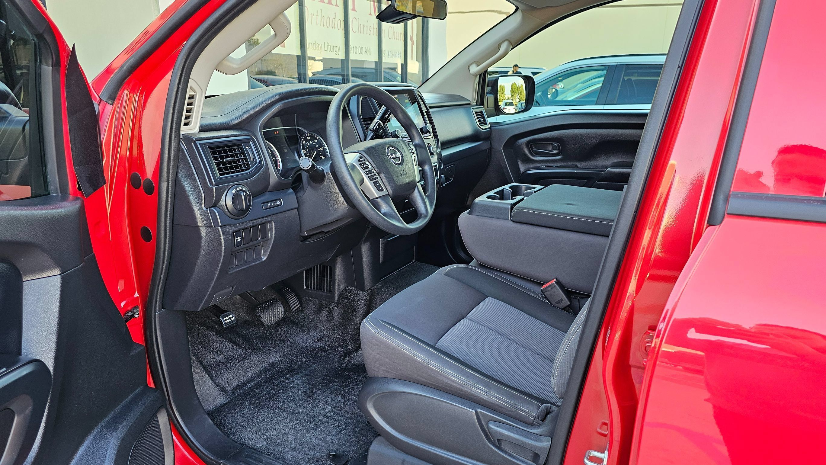 Used 2023 Nissan Titan S w/ S Utility Package RWD image 15