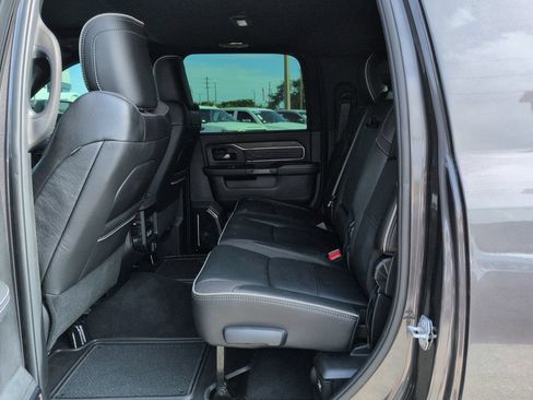 Used 2025 RAM 3500 Limited AWD/4WD image 14