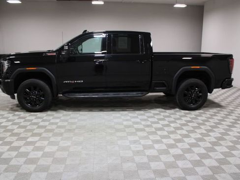 Used 2024 GMC Sierra 2500 AT4 w/ Technology Package image 4