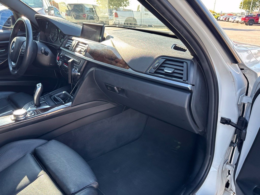Used 2015 BMW 328i xDrive Sedan AWD/4WD image 25