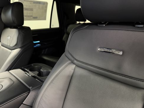 New 2025 Ford Expedition Platinum w/ Stealth Performance Package image 26