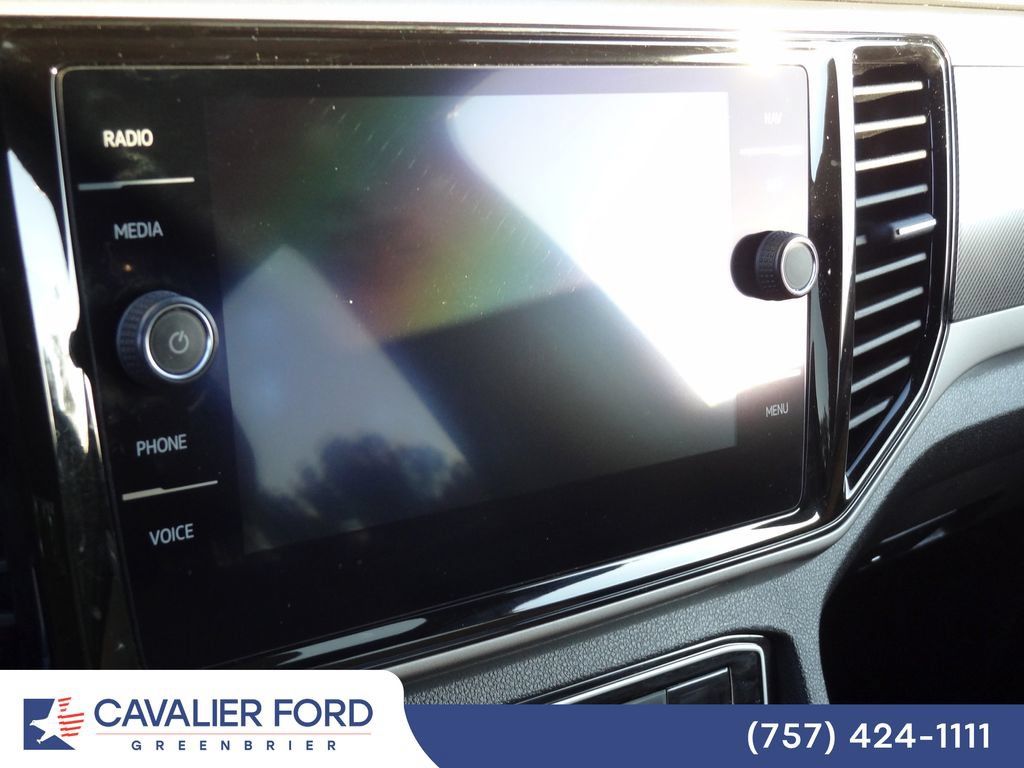 Used 2020 Volkswagen Atlas Cross Sport SEL AWD/4WD image 12