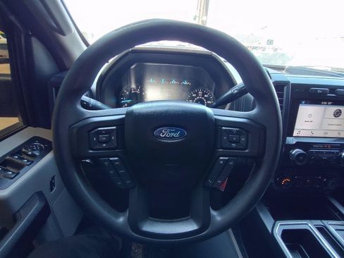 Used 2017 Ford F150 XL w/ Equipment Group 101A Mid AWD/4WD image 17