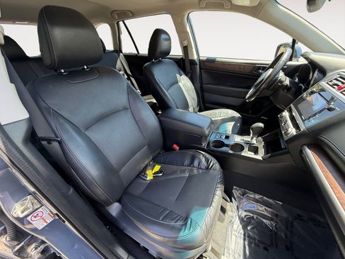 Used 2016 Subaru Outback 3.6R Limited AWD/4WD image 19