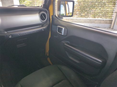 Used 2020 Jeep Wrangler Unlimited Sport S image 19