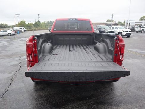 New 2025 Jeep Gladiator Sport image 25