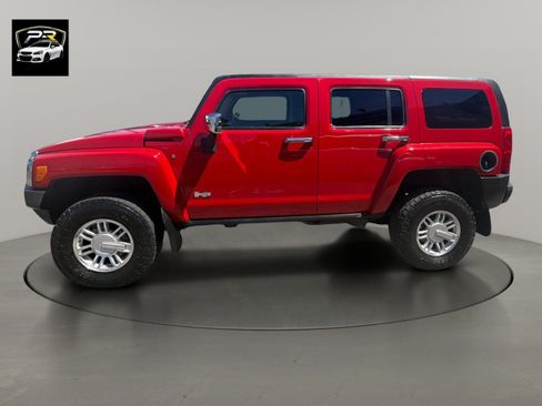 Used 2007 HUMMER H3 w/ Chrome Appearance Package AWD/4WD image 2