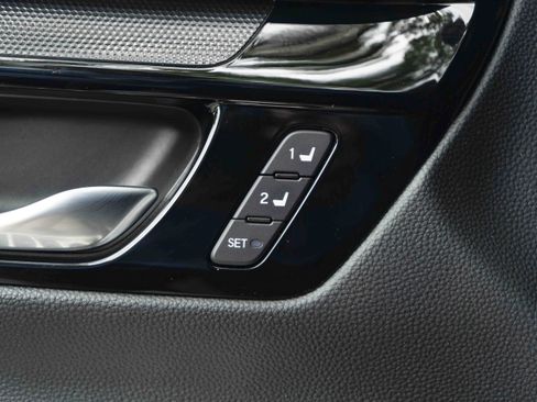 Used 2023 Honda CR-V EX-L image 38