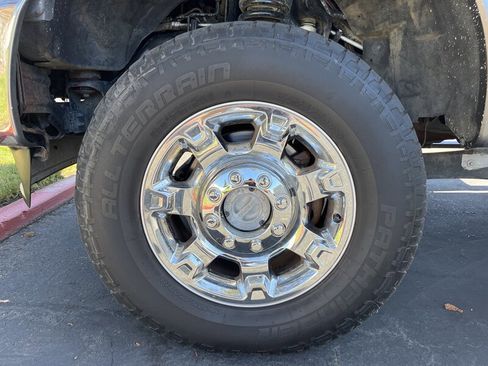 Used 2011 Ford F250 XLT w/ XLT Premium Pkg image 22