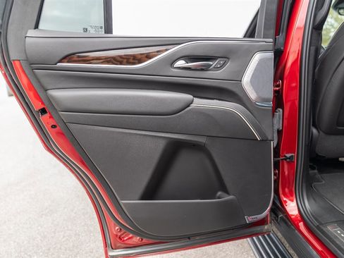 Used 2023 Cadillac Escalade Premium Luxury Platinum image 89