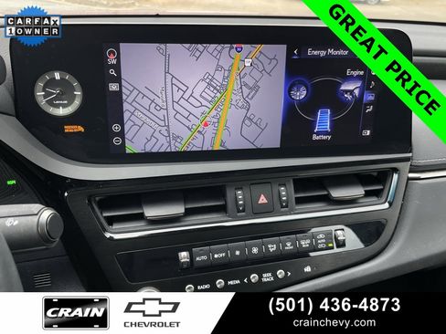Used 2022 Lexus ES 300h Ultra Luxury image 16