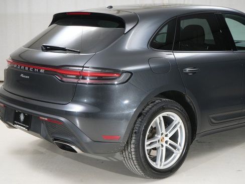 Used 2023 Porsche Macan AWD image 18