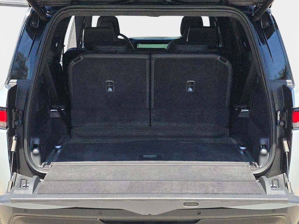 Used 2023 Rivian R1S Adventure Dual AWD/4WD image 14