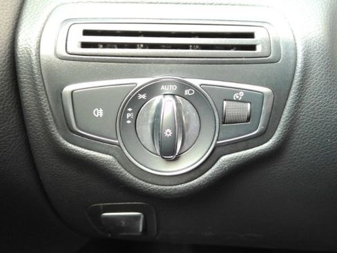 Used 2018 Mercedes-Benz C 300 CONVERTIBLE image 35