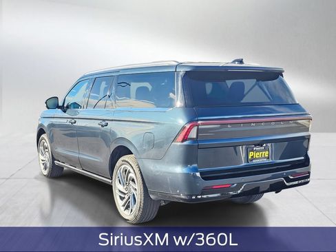 Used 2025 Lincoln Navigator L Reserve AWD/4WD image 4