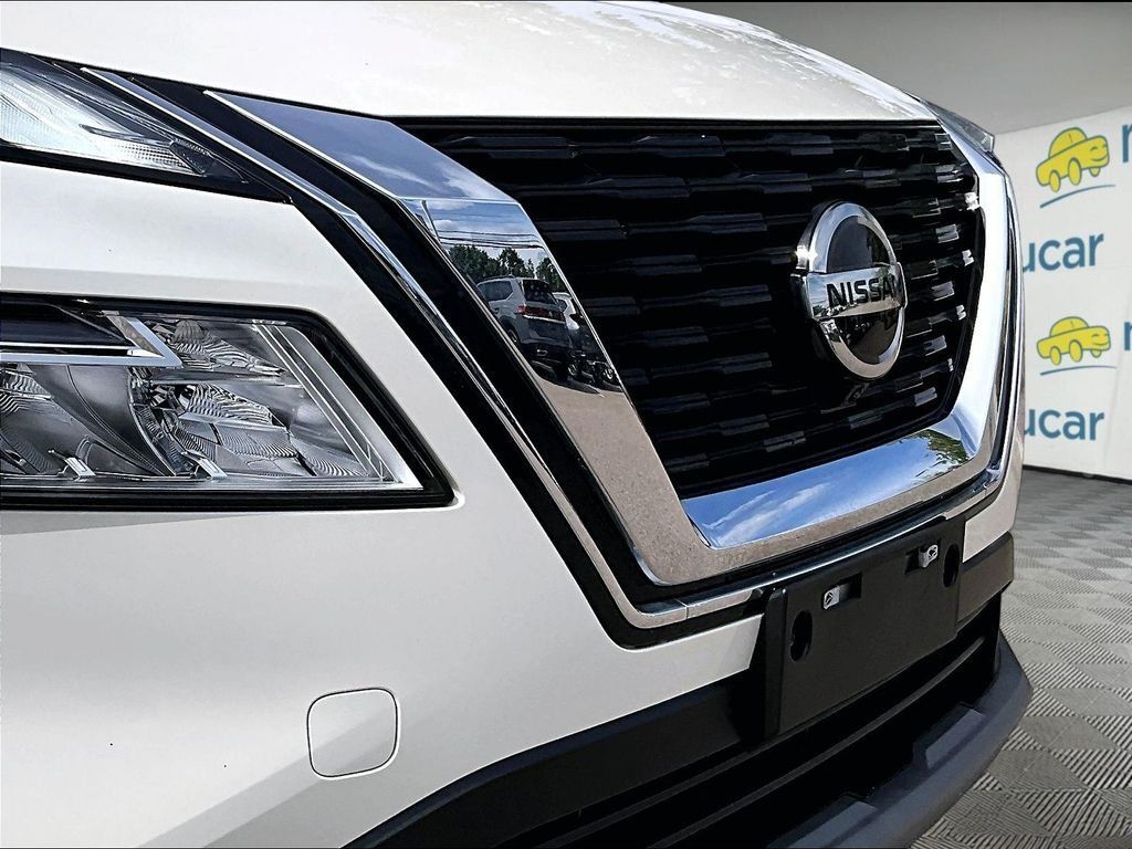 Certified 2021 Nissan Rogue SV w/ Premium Package AWD/4WD image 32