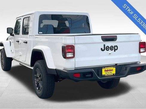 New 2025 Jeep Gladiator Sport image 3