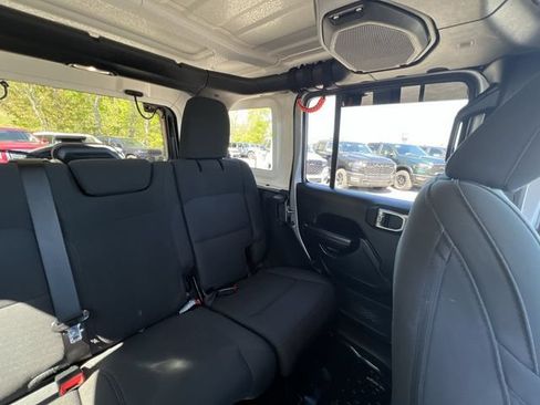 Used 2021 Jeep Wrangler Unlimited Sport AWD/4WD image 15