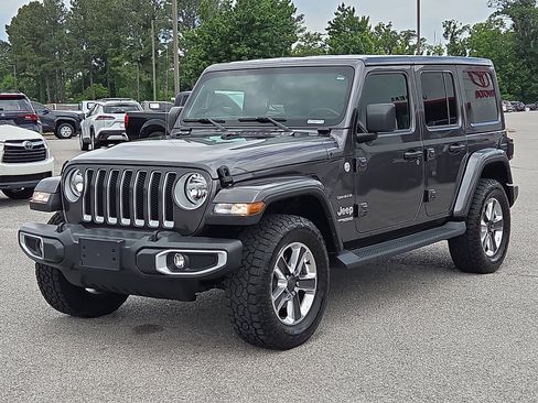 Used 2021 Jeep Wrangler Unlimited Sahara AWD/4WD image 2