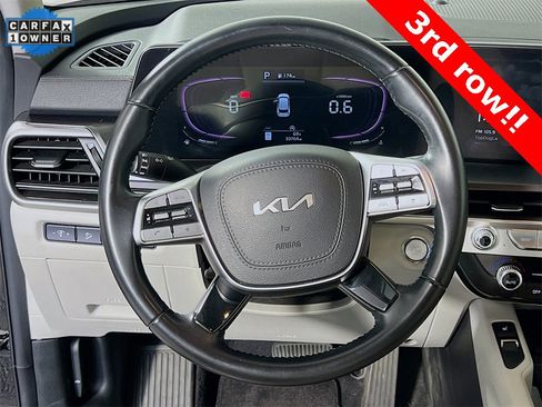 Used 2023 Kia Telluride S image 12