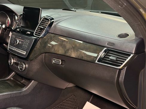 Used 2017 Mercedes-Benz GLS 550 GLS 550 Sport Utility 4D w/ Driver Assistance Package image 59