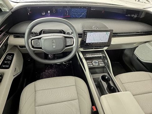 Used 2026 Lincoln Nautilus Premier w/ Equipment Group 102A AWD/4WD image 10