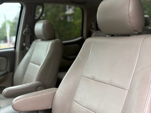 Used 2006 Toyota Tundra Limited RWD image 9