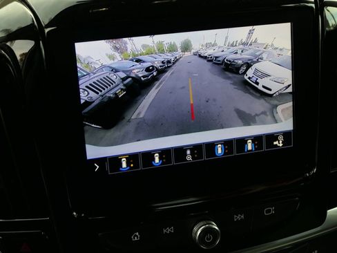 Used 2021 Chevrolet Traverse Premier w/ Redline Edition image 21