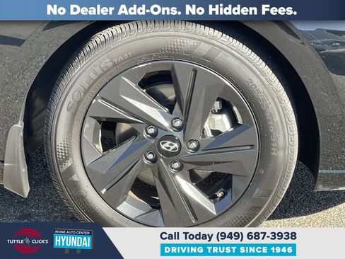 Certified 2023 Hyundai Elantra SEL image 10