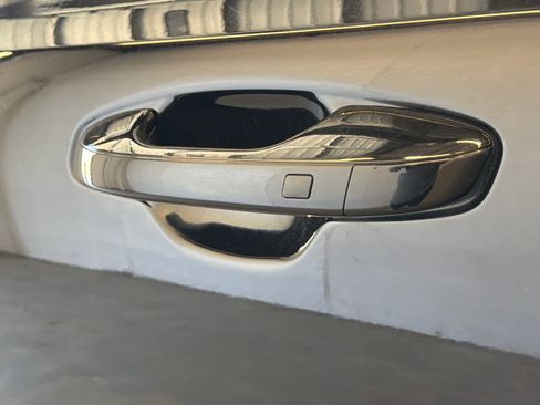 Used 2022 Kia Telluride LX image 12