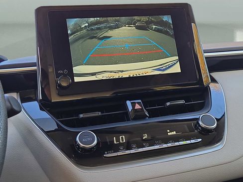 Used 2023 Toyota Corolla LE image 25