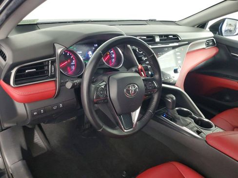 Used 2020 Toyota Camry XSE image 8