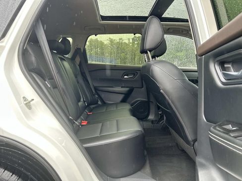 Certified 2023 Nissan Rogue SV w/ SV Premium B Package AWD/4WD image 16