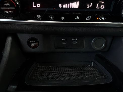 Used 2025 Nissan Rogue SV FWD image 24