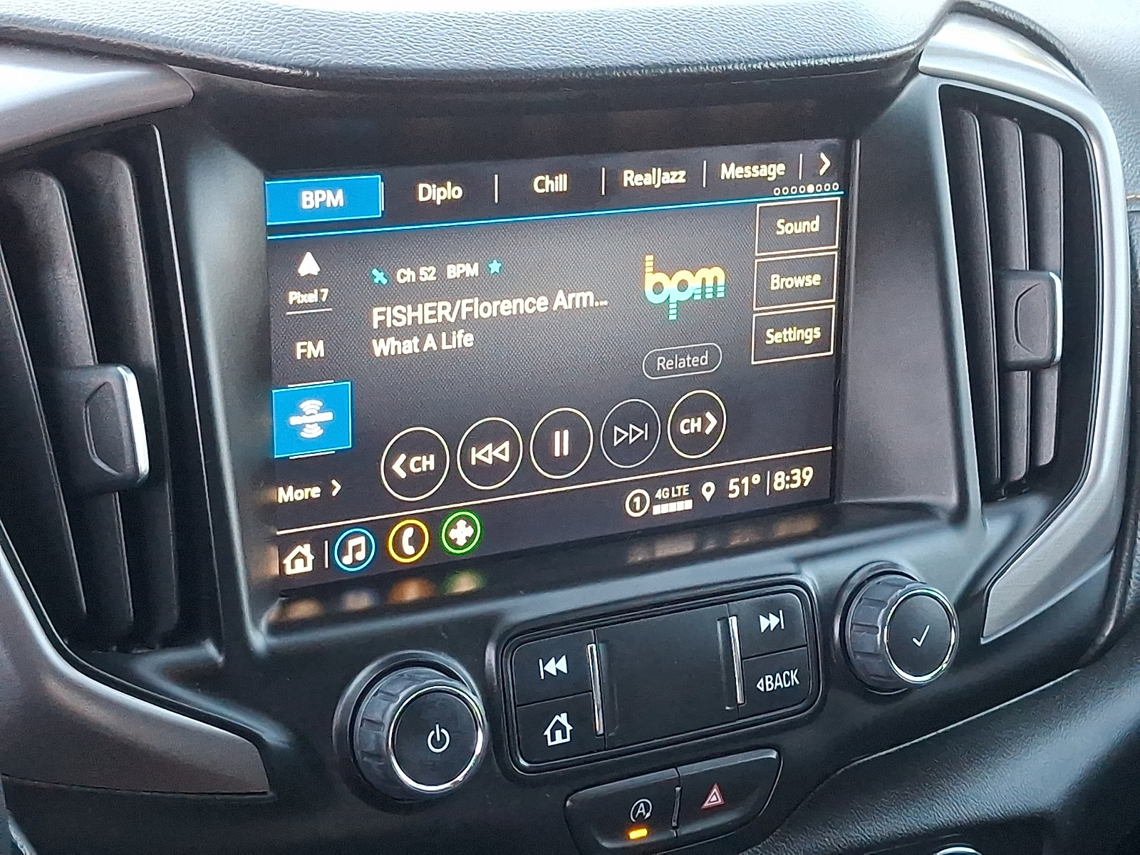Used 2024 GMC Terrain AT4 w/ Tech Package AWD/4WD image 16