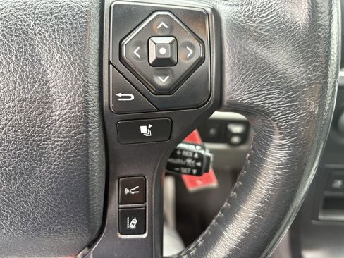 Used 2019 Toyota Sequoia SR5 image 30