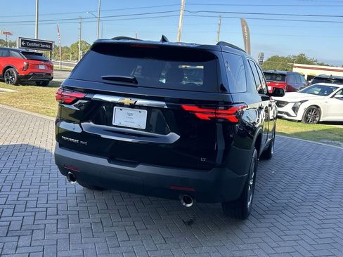 Certified 2023 Chevrolet Traverse LT image 6