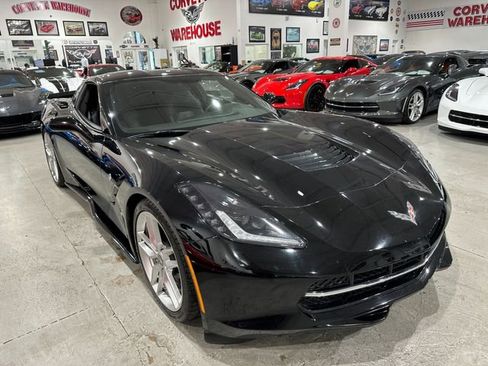 Used 2015 Chevrolet Corvette Stingray Coupe w/ ZF1 Appearance Package RWD image 4