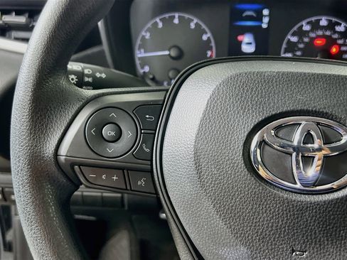 Used 2024 Toyota Corolla LE FWD image 17