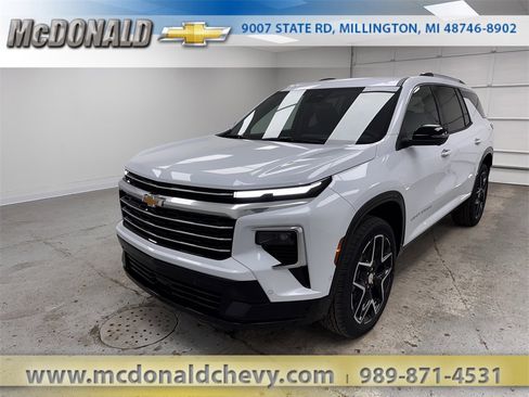 New 2026 Chevrolet Traverse High Country w/ LPO, Floor Liner Package image 1