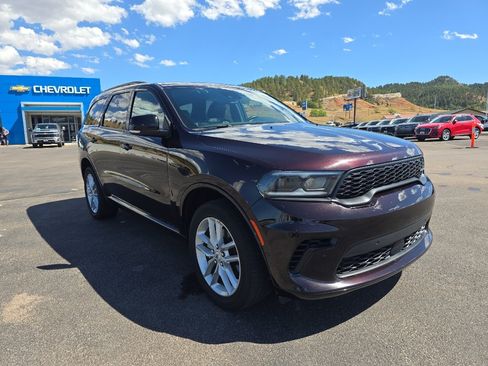 Used 2025 Dodge Durango GT AWD/4WD image 4