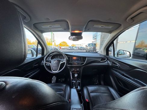 Used 2017 Buick Encore Essence image 25