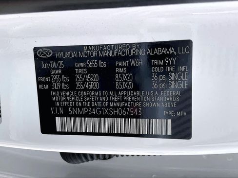 Used 2025 Hyundai Santa Fe Limited FWD image 34