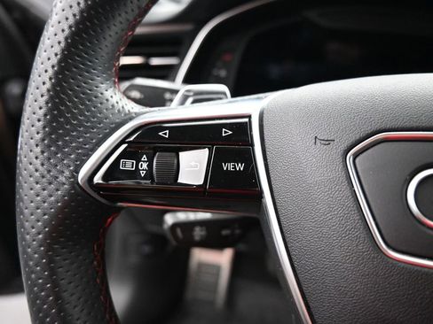 Used 2022 Audi RS 6 w/ Carbon Optic Package image 23